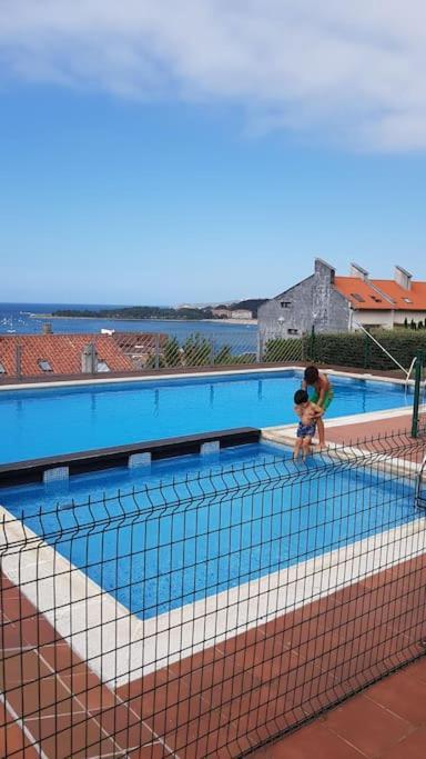 Terraza Y Piscina Con Vistas Espectaculares Al Mar Parking Cubierto Apartment San Vicente De La Barquera Exterior foto